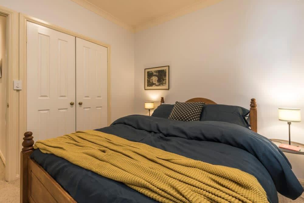 3 Bdrm 2 Bthrm House Close To Canberra Cbd & Anu ภายนอก รูปภาพ