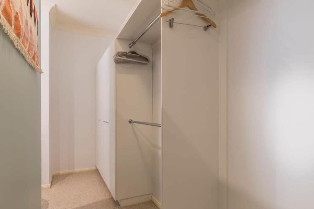 3 Bdrm 2 Bthrm House Close To Canberra Cbd & Anu ภายนอก รูปภาพ