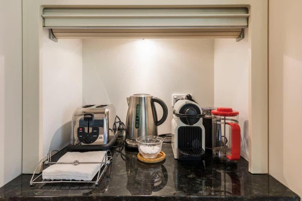 3 Bdrm 2 Bthrm House Close To Canberra Cbd & Anu ภายนอก รูปภาพ